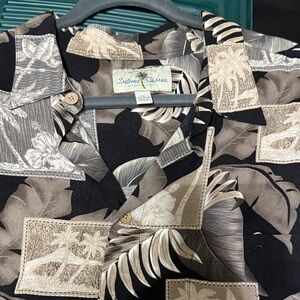 Island Shores Men's Black and Brown Casual Button Down Shirt